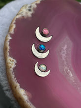 Accesorio minicluster c/ rosca titanio ASTM F136 -Accesorio medialuna con gema opal pink