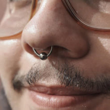 Argolla titanio ASTM F136 - Captive ring