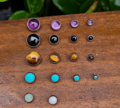 Accesorio piedra c/ rosca titanio ASTM F136 - Accesorio con piedra amatista