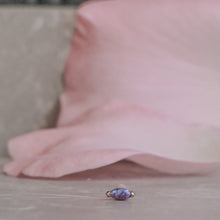 Accesorio c/ pin Oro 14k - Marquise prong set opal purple oro 14k