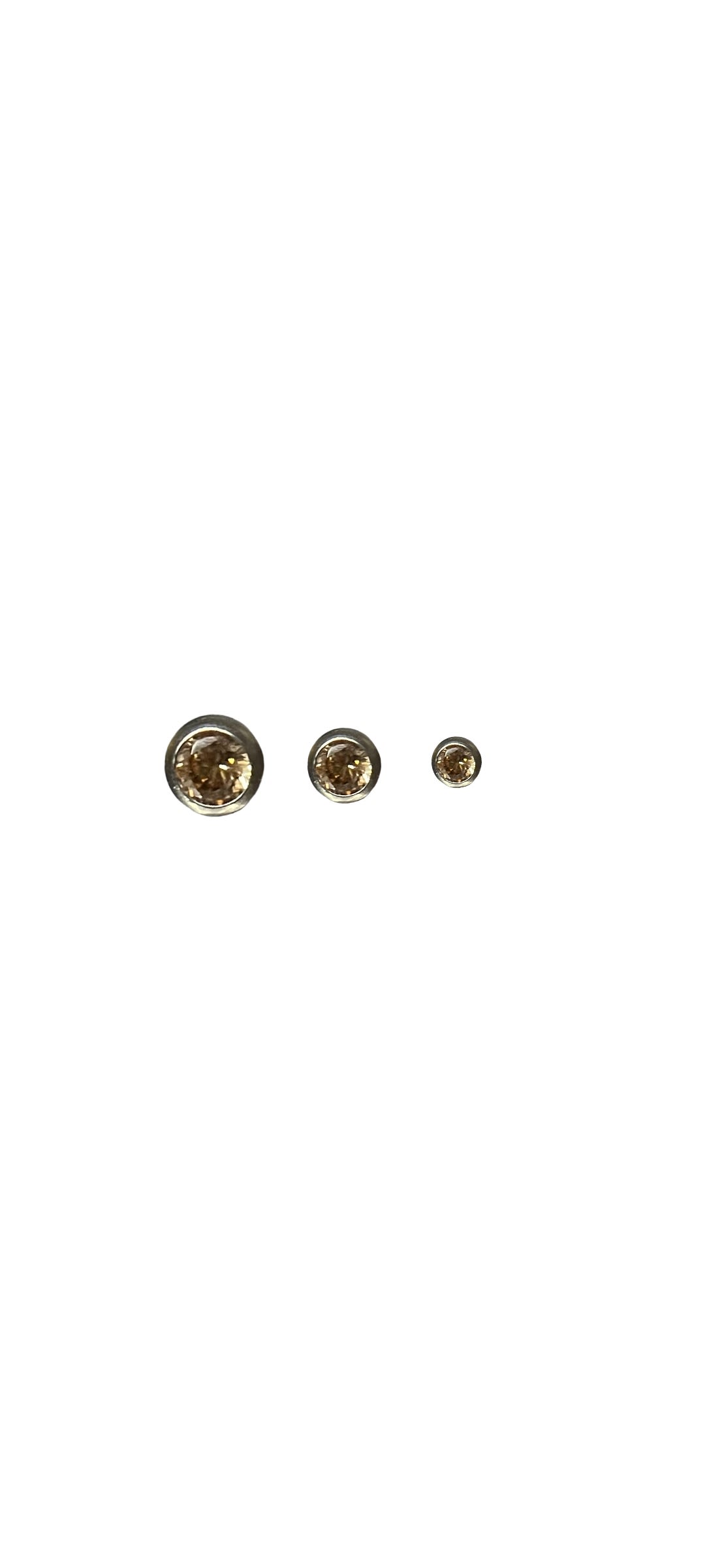 Accesorio gema c/ rosca titanio ASTM F136  - Media bola con zirconia champagne