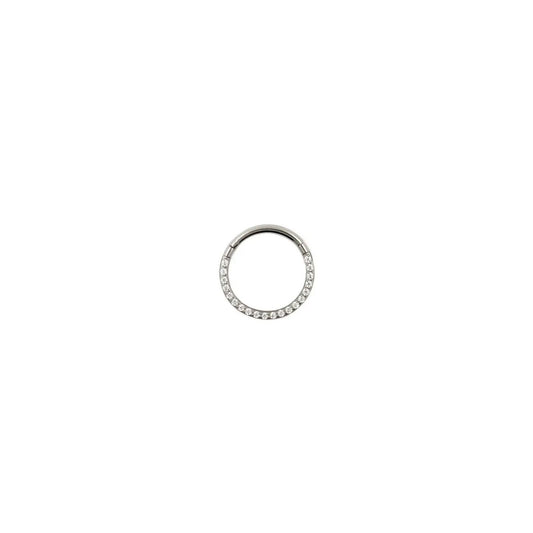 Argolla titanio ASTM F136 - Segment ring con línea de zirconias frontal blanco