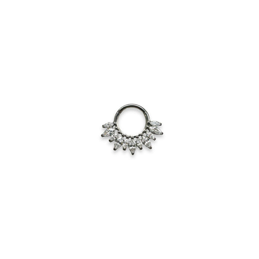 Argolla titanio ASTM F136 - Segment ring full marquises grande y pequeño cristal blanco