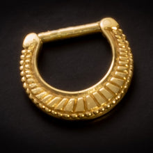 Argolla oro 18k - D-ring solido con diseños oro 18k