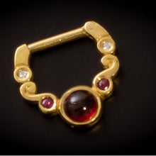 Argolla oro 18k - D-ring con Granate, rubí y diamantes blancos oro 18k