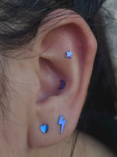 Figura c/ rosca titanio ASTM F136 - Medialuna martillada